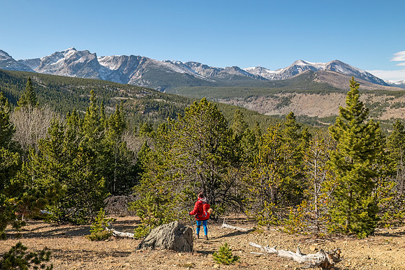 Hiker_Lily_Lake_Sprague_Lake_Trail_RMNP_2024_1