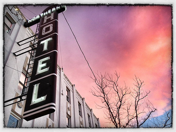 Northern_Hotel_Sunset