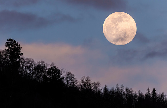 Moon_rise_1