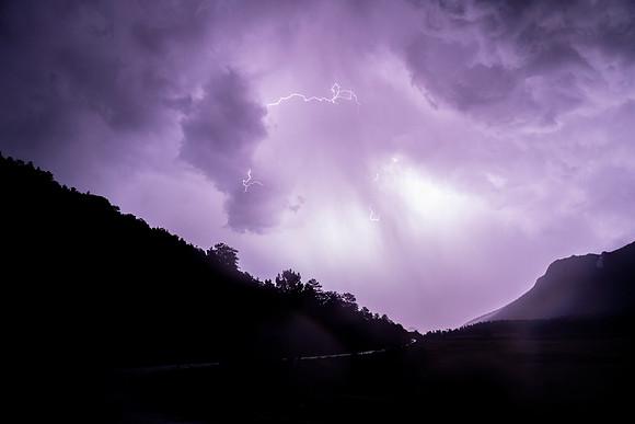 Lightning_storm_RMNP_2022