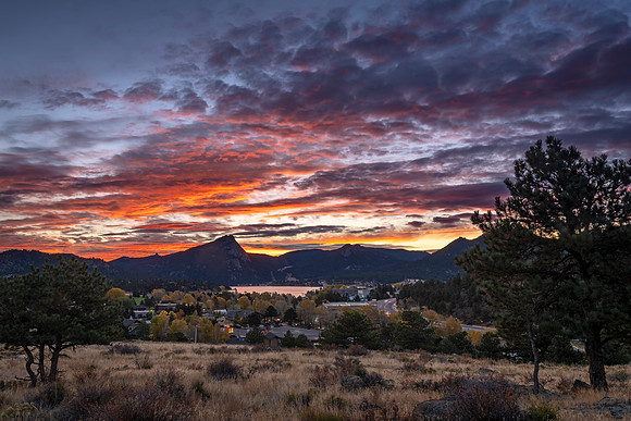 Downtown_Estes_sunrise_EP_2021_1