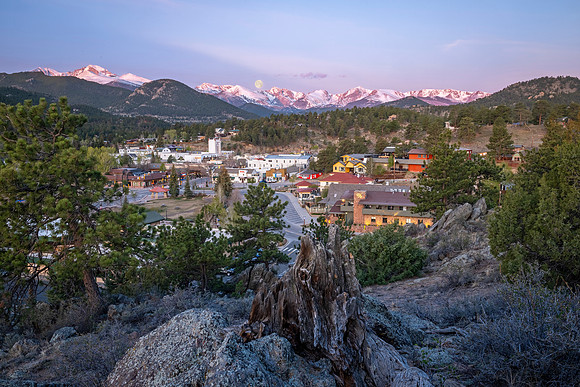 Full_moon_sunrise_EP_2026_1