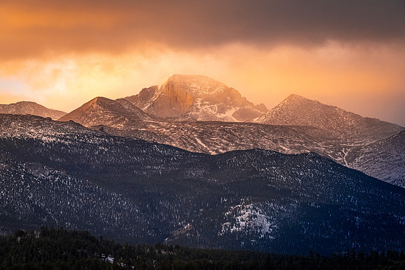Longs_Peak_Sunrise_RMNP_2026_2