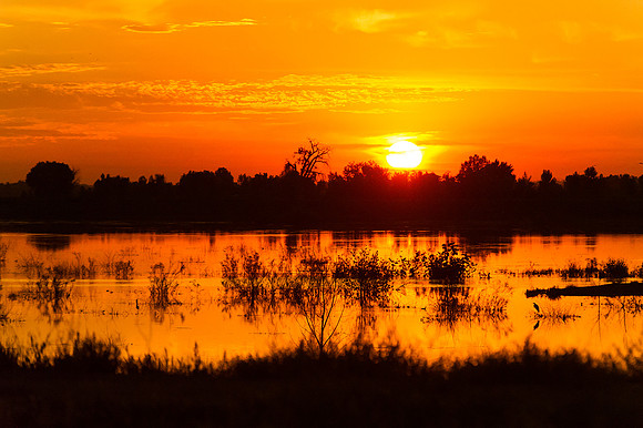 Sunrise at St. Vrain State Park