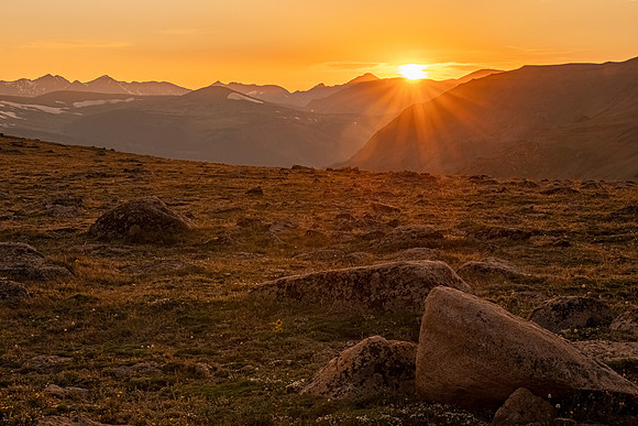 Tundra_sunset_RMNP_2026_1