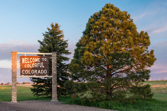 Colorado_welcome_sign_2016_1