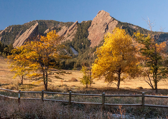 Flatirons_in_Fall_2