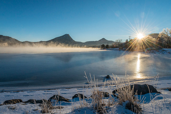Lake_Estes_frosty_morning_2019_1