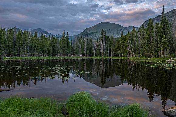 Sunrise_Nymph_Lake_RMNP_2024_1