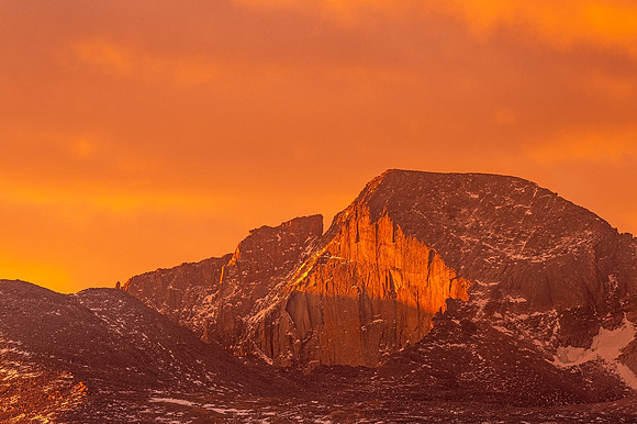 Longs_Peak_sunrise_RMNP_2020_1