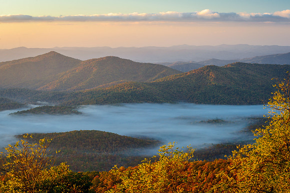 Blue_Ridge_Morning_2016_1