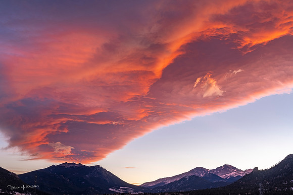 Sunset_Over_Estes_2020_1