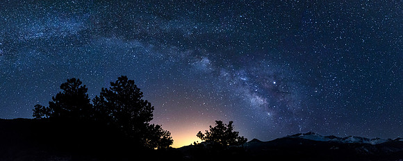 Milky_Way_Over_Longs_2019_1_v2